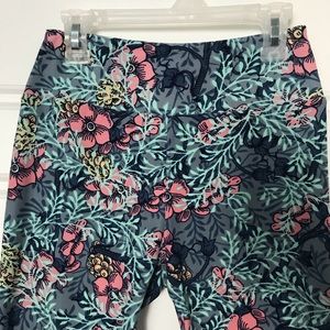 Lularoe OS leggings Patterned Print